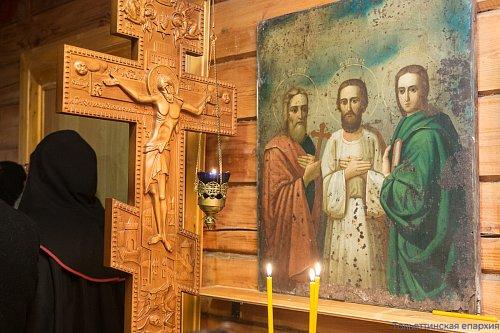 В начале нового церковного года епископ Нестор совершил Божественную литургию древнерусским чином