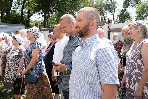 Епископ Нестор совершил молебен с акафистом на месте возведения Покровского храма в Жигулёвске